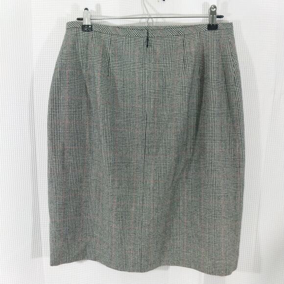 NWOT! BROOKS BROTHERS! FINE WOOL! BLACK, WHITE & RED PLAID CLASSIC SKIRT! SZ 10 - Picture 5 of 8